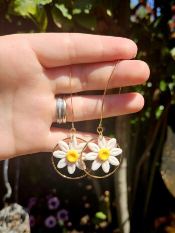 Handmade Clay Daisy Earrings – Lightweight Floral Jewellery with Stainless Steel Hooks