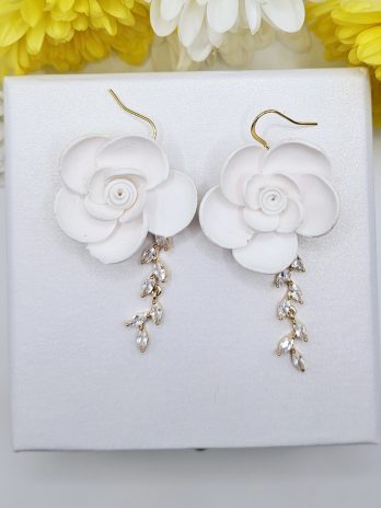 White Olivia Dangling Earrings