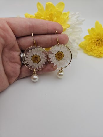 Wild Daisy Pearl Earrings
