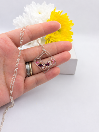 Mixed Real Flower Geometric Resin Necklace